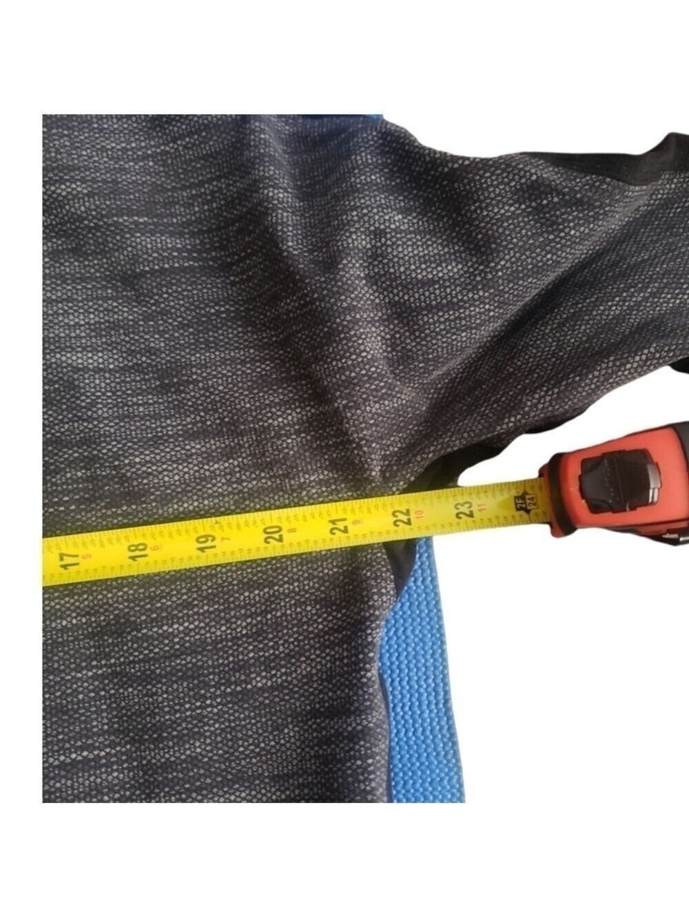 Lululemon Jacket - Picture 12 of 16